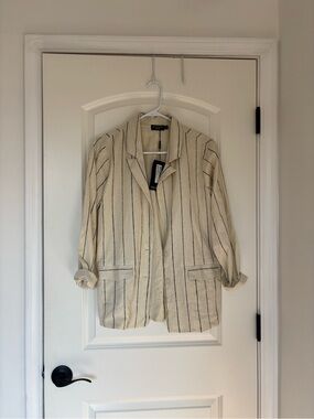 PrettyLittleThing Cream Blazer with Navy Pinstripes